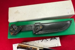 Whitman-Jagdnicker-11-3589-46092-09